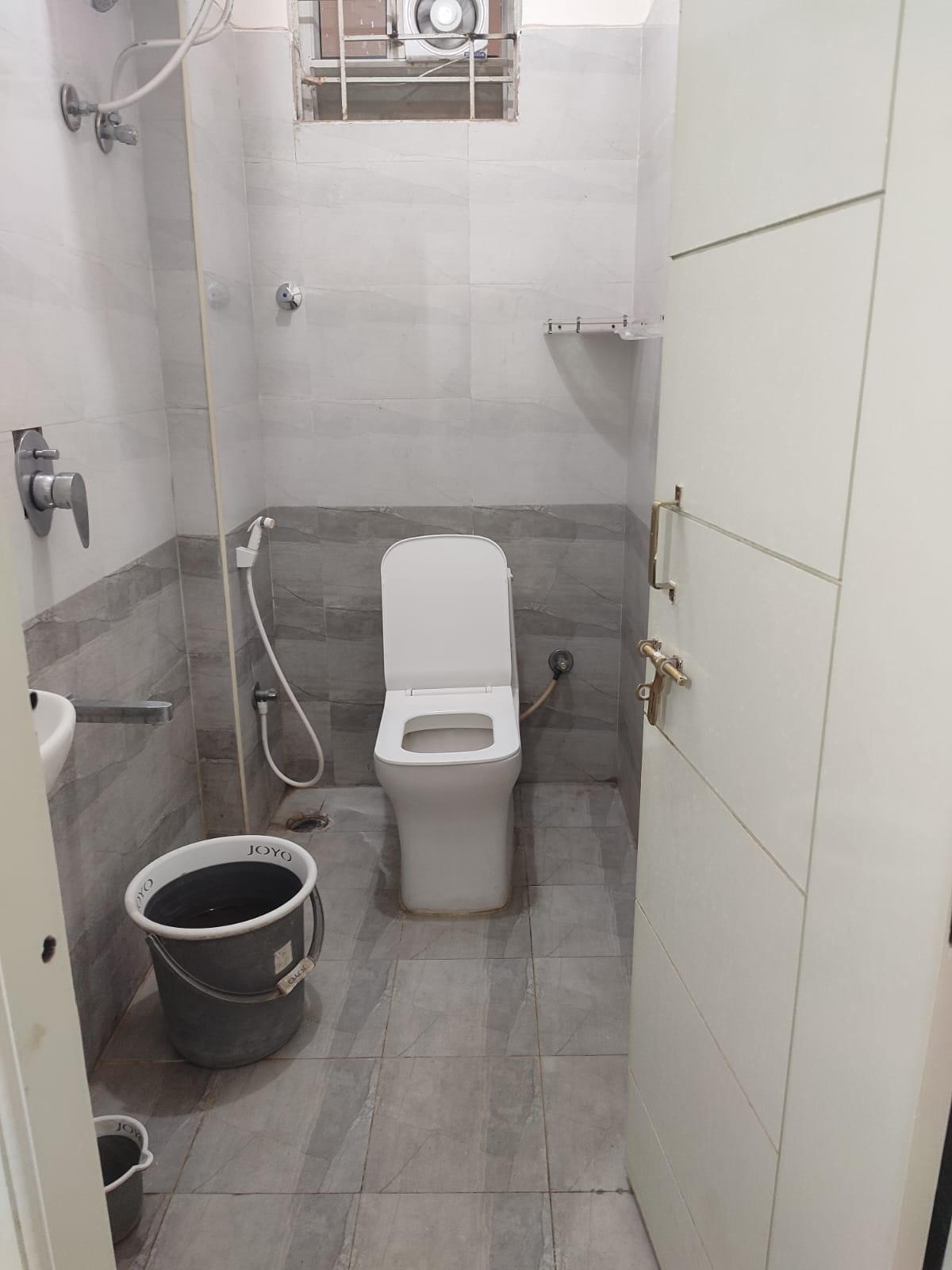 Ar Homes thumbnail 9
