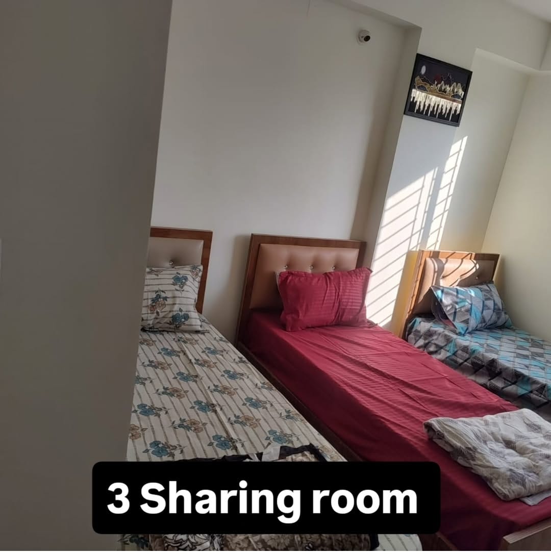 Jp Platinum Coliving Pg room in JP nagar Bangalore with premium furnishings and clean interiors — PG photo 1 of 7 Jp Platinum Coliving Pg room in JP nagar Bangalore with premium furnishings and clean interiors — PG photo 1 of 7