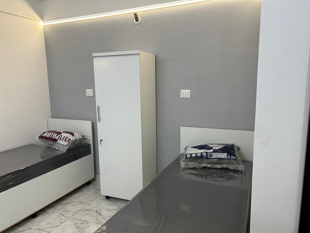 Kyro Coliving Pg thumbnail 4
