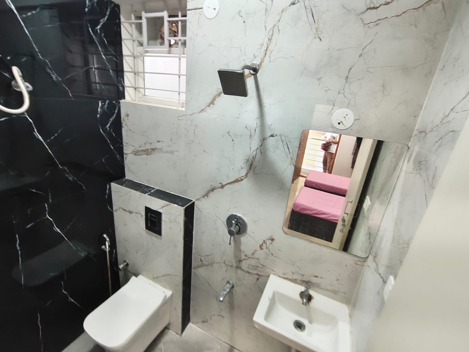 Velora Coliving Pg thumbnail 8