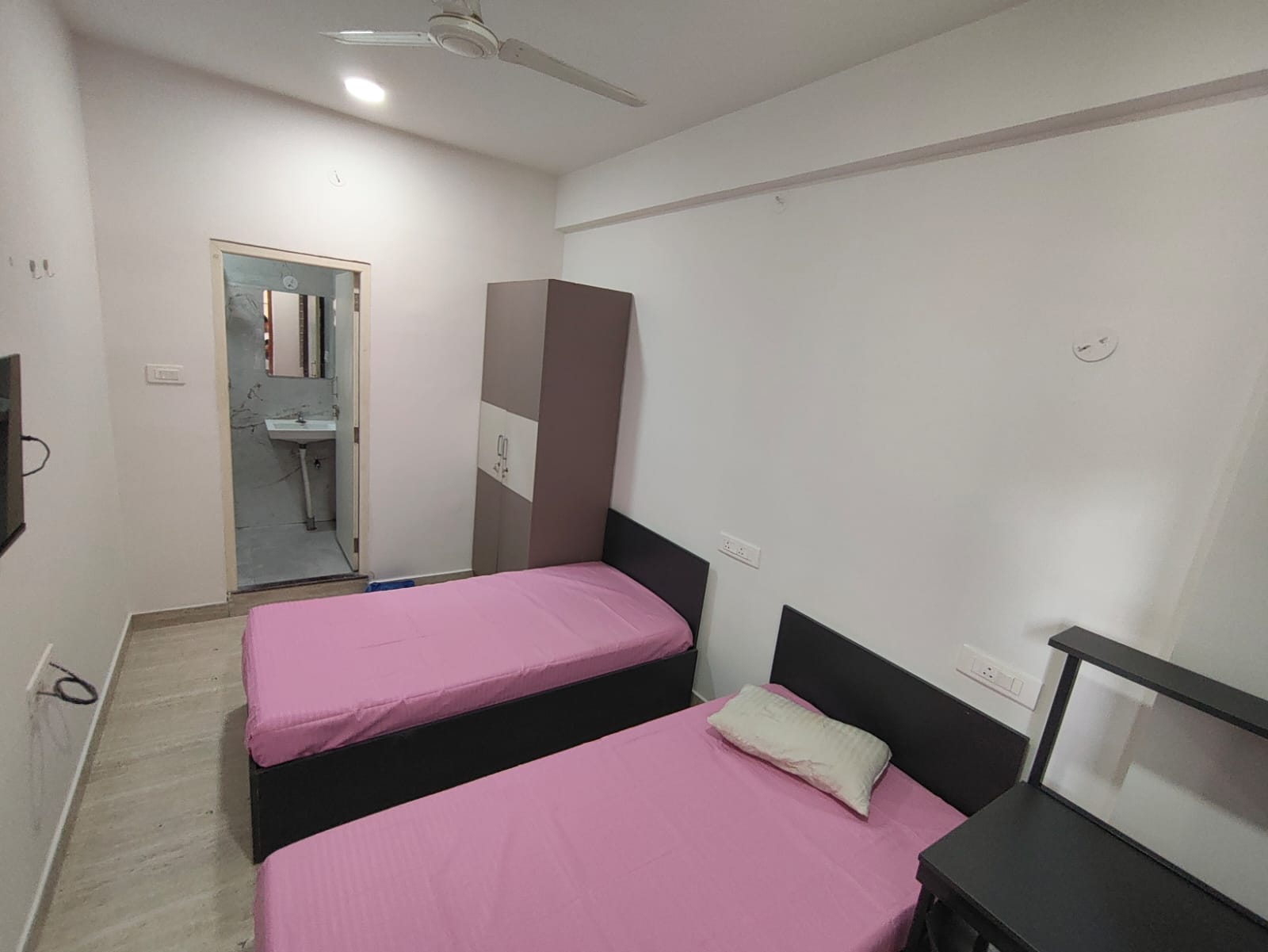 Velora Coliving Pg thumbnail 2