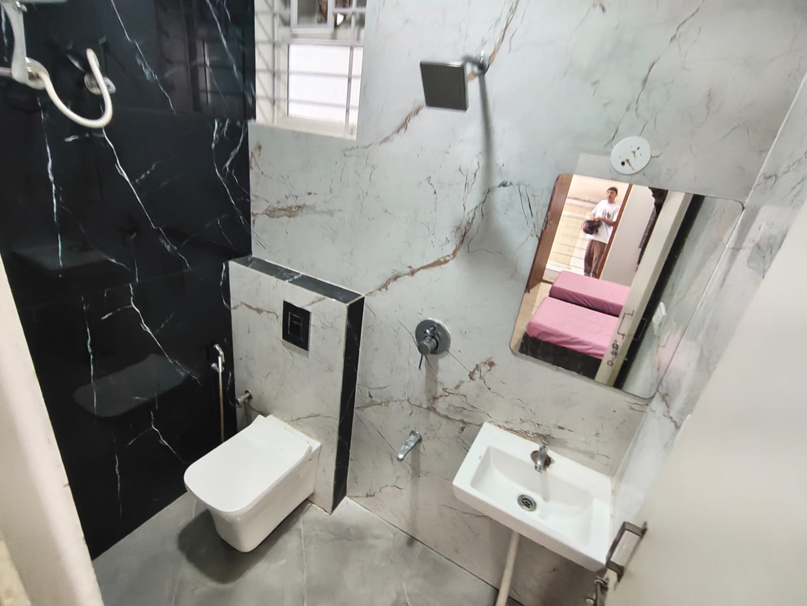 Velora Coliving Pg thumbnail 6