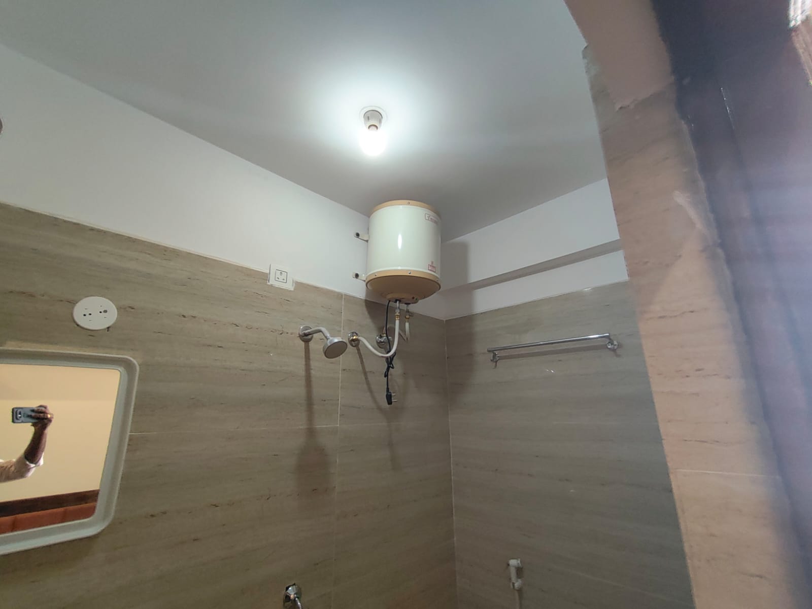 White Marble Homes thumbnail 11