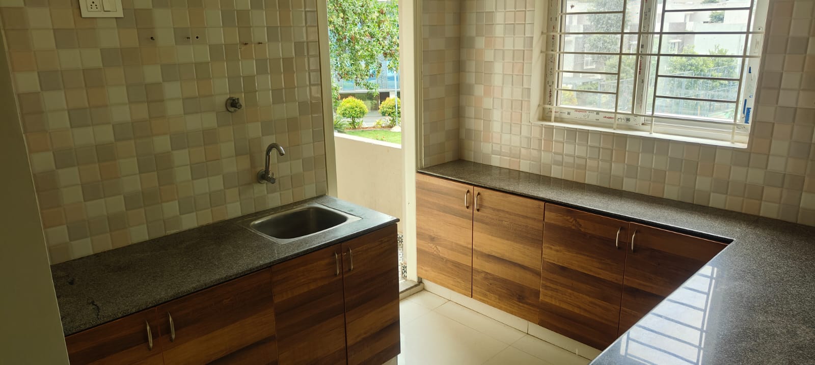 Ekta Infinity Apartments thumbnail 5