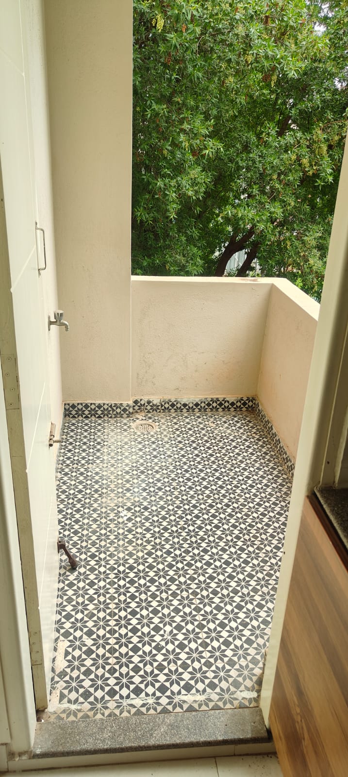 Ekta Infinity Apartments thumbnail 4