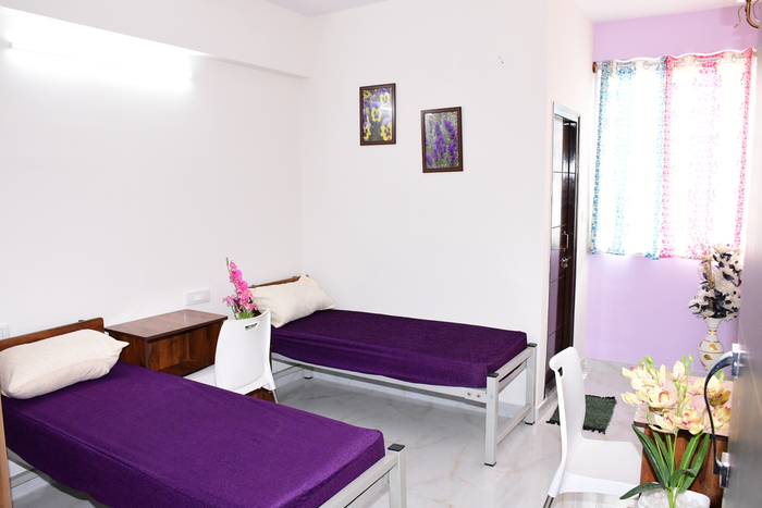 Lavender House thumbnail 9