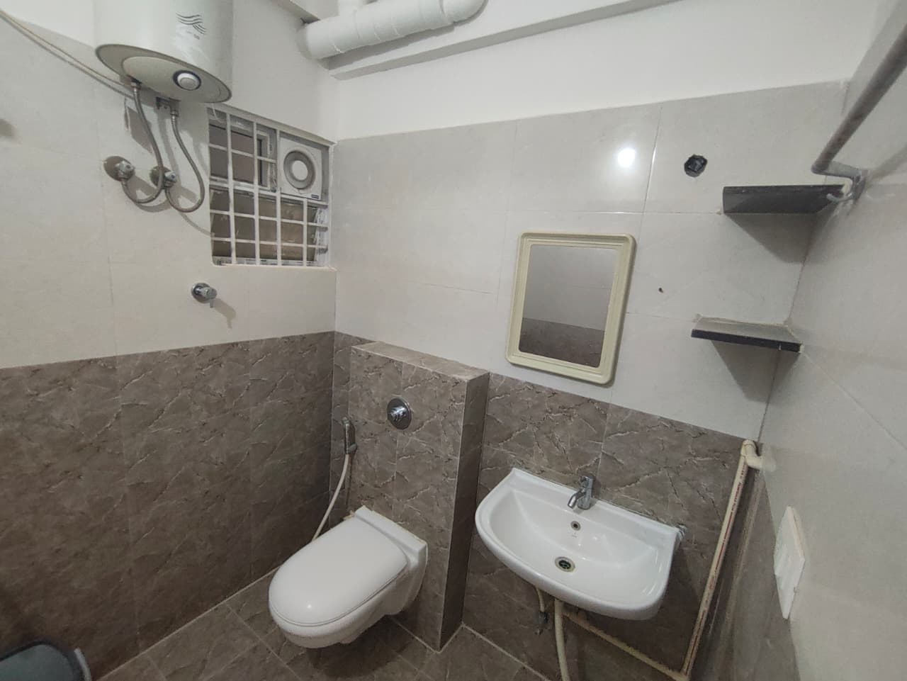 Peepal Tree 1bhk thumbnail 6