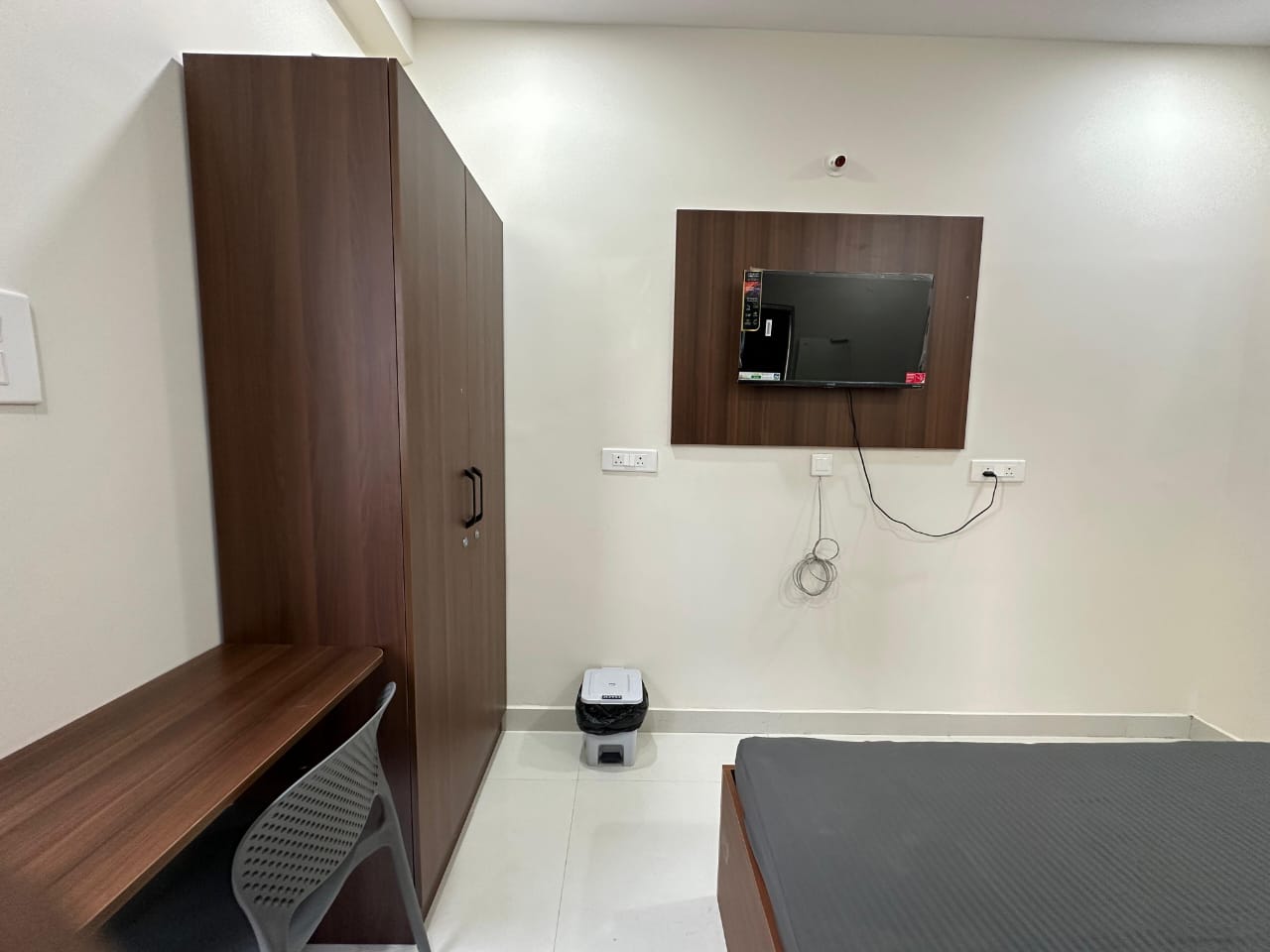 Karan Luxury Co-living thumbnail 27