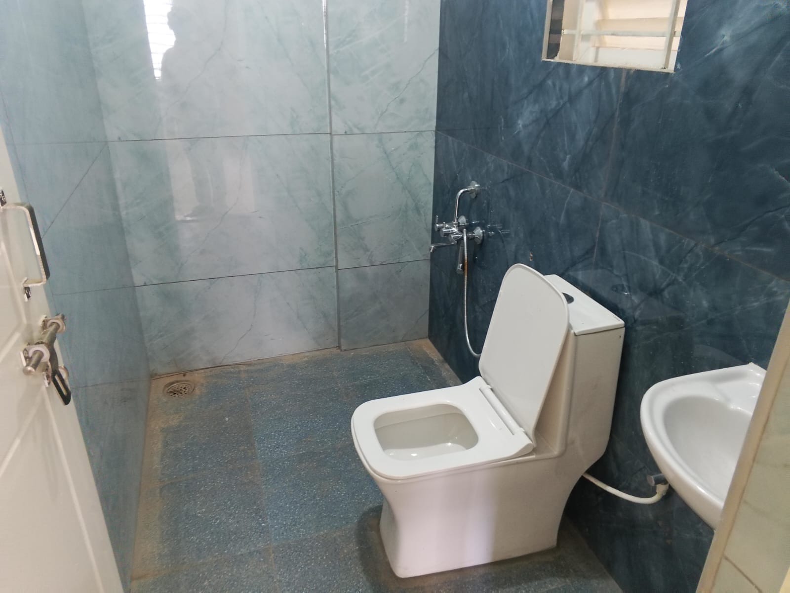 Kv Homes thumbnail 2