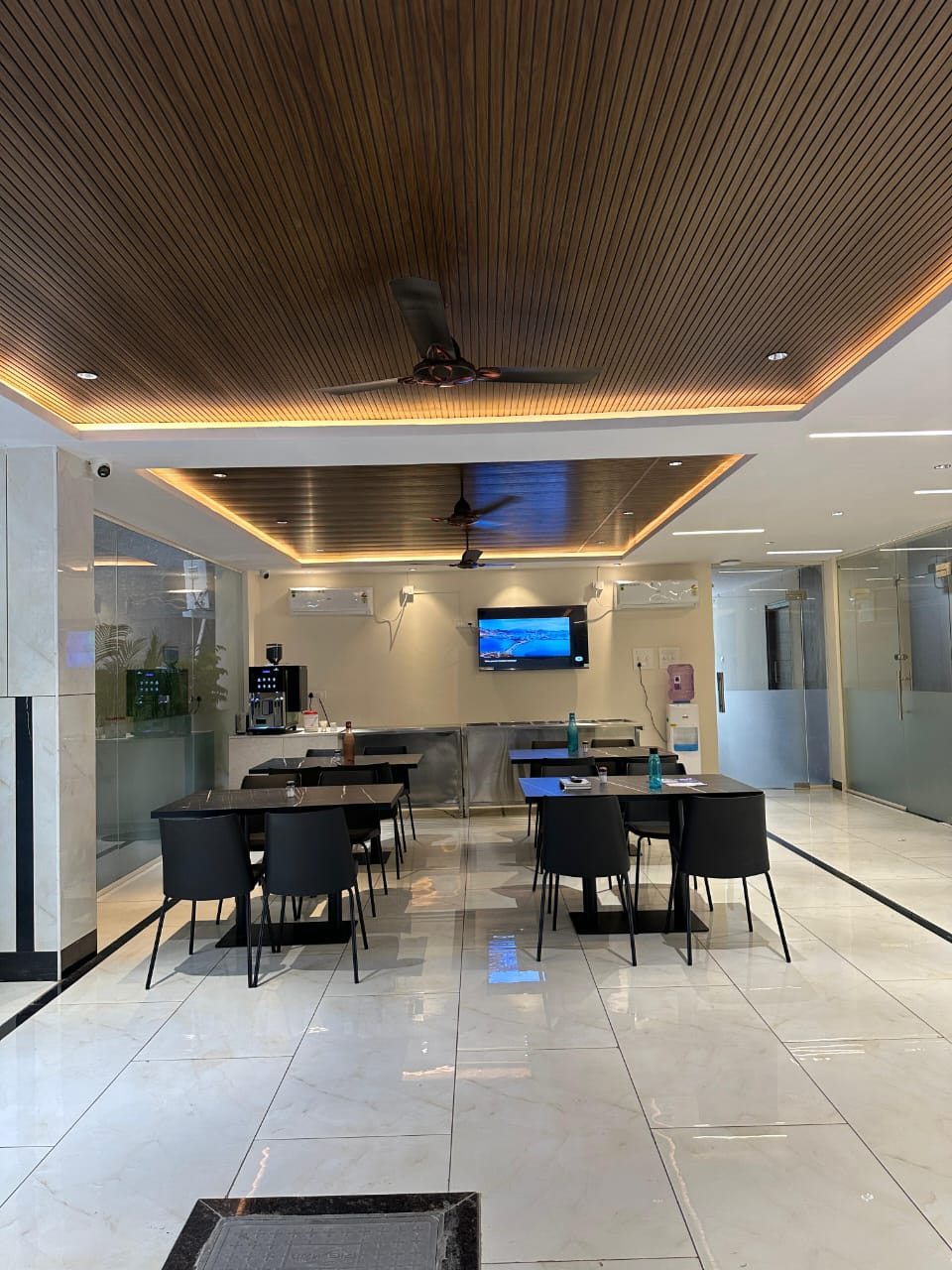 Karan Luxury Co-living thumbnail 6