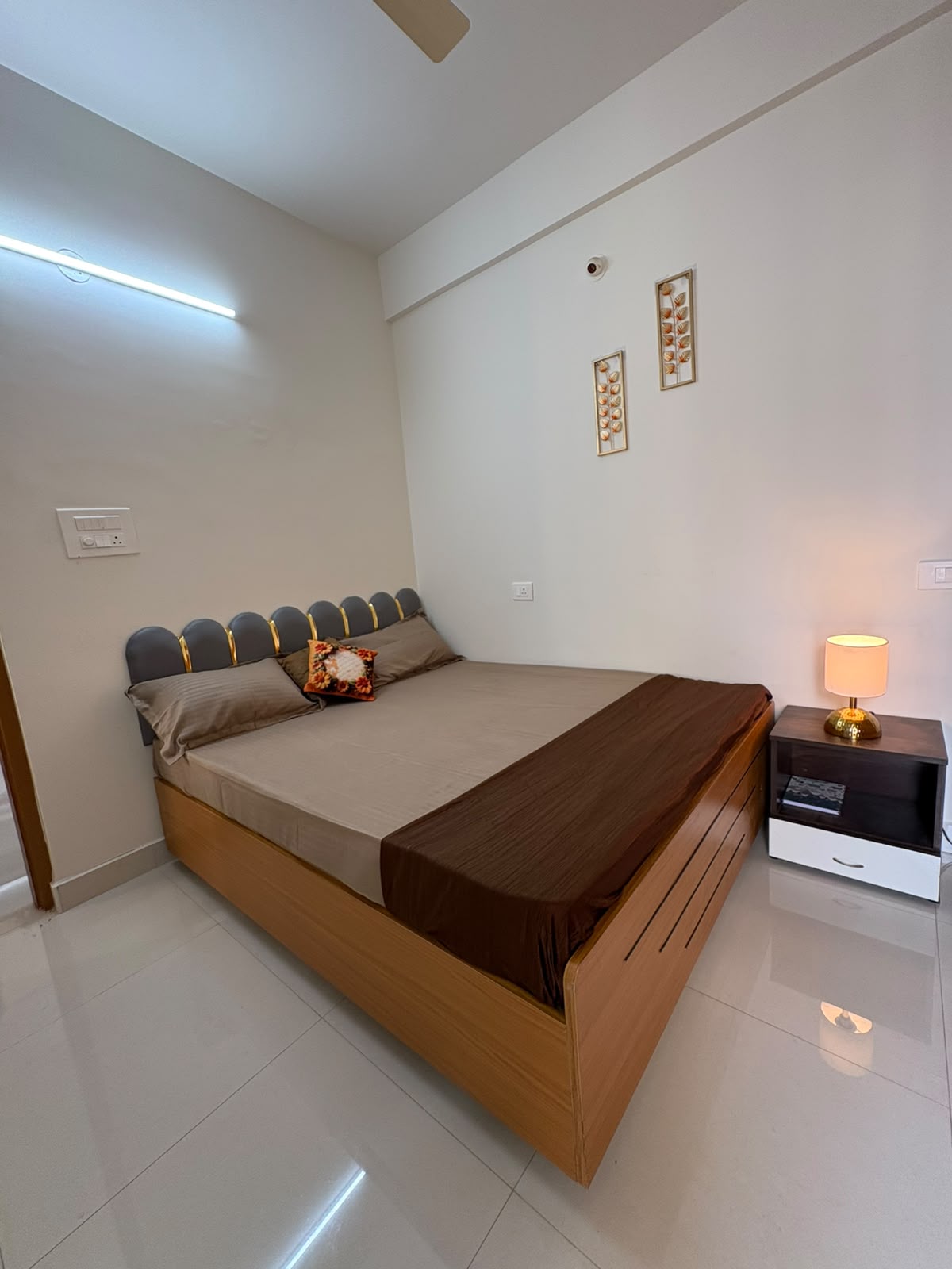 Rentnstay Elegance Homez thumbnail 3