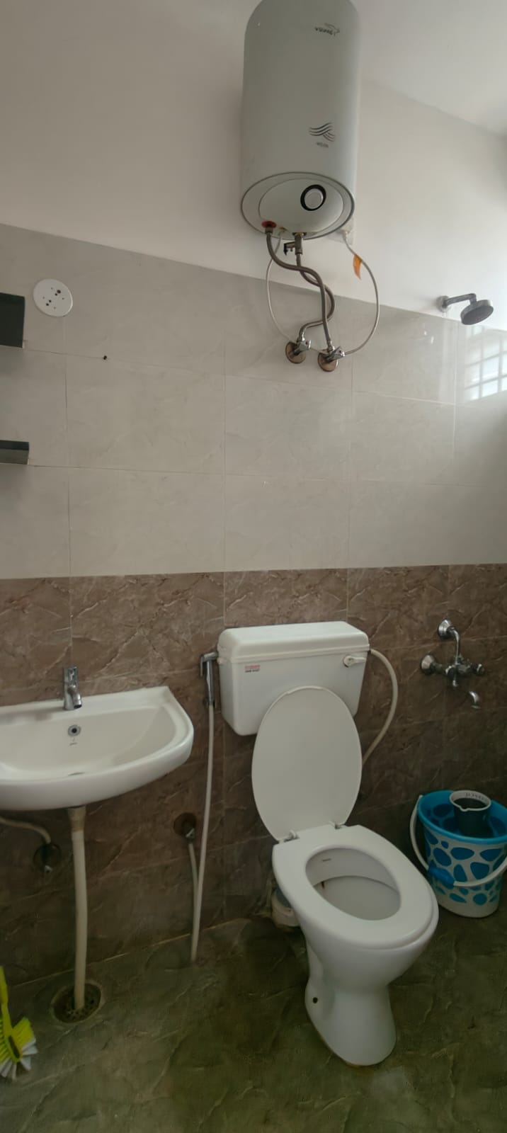 Vita Homes thumbnail 3