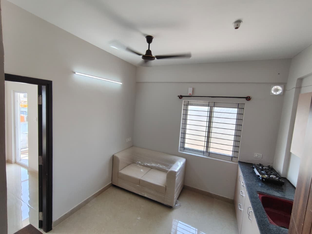 Lalitha Homes Studio Apartment thumbnail 2