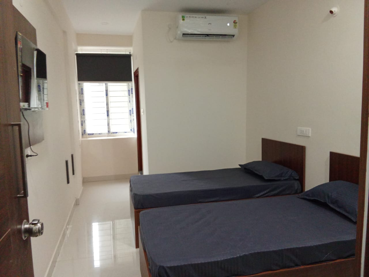 Karan Luxury Co-living thumbnail 18